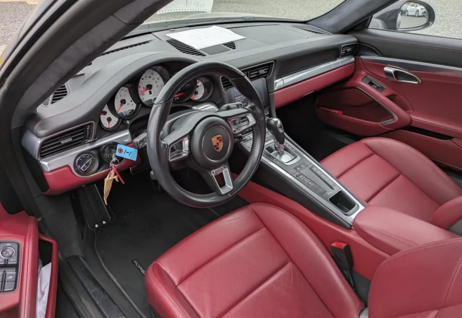 Porsche 911