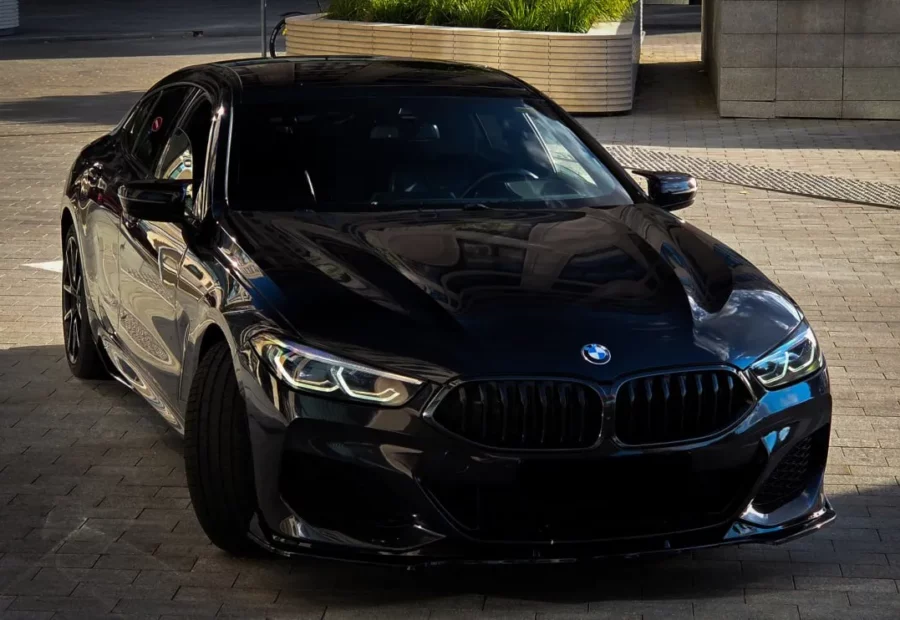 BMW 840i