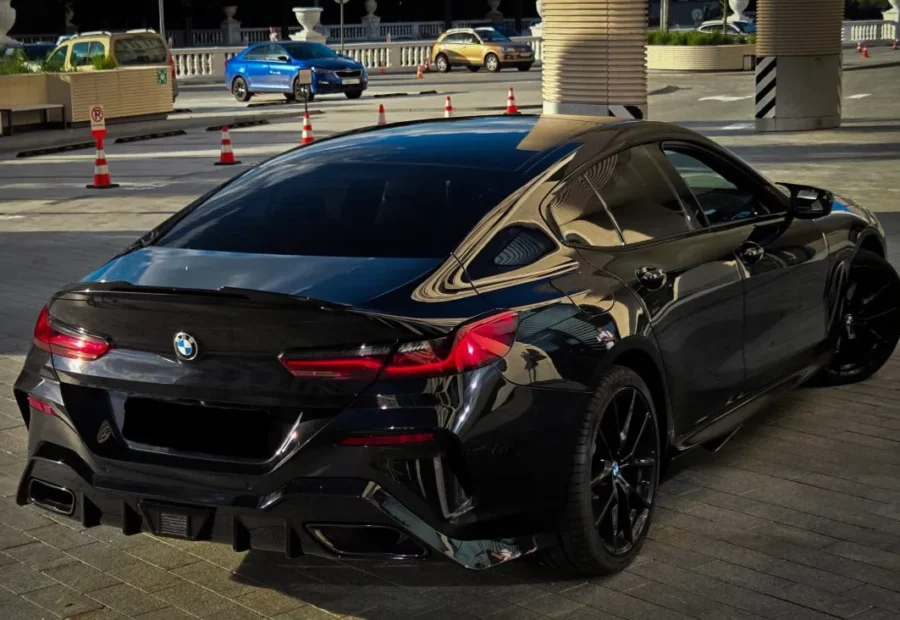BMW 840i