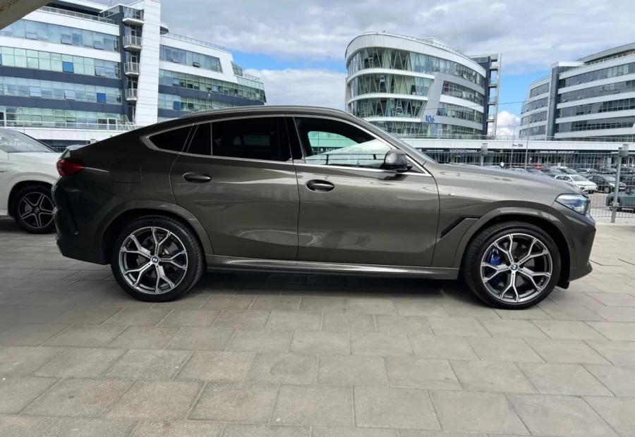 BMW X6