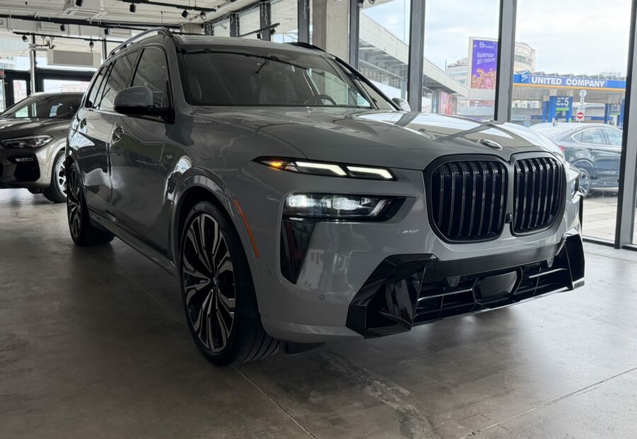BMW X7