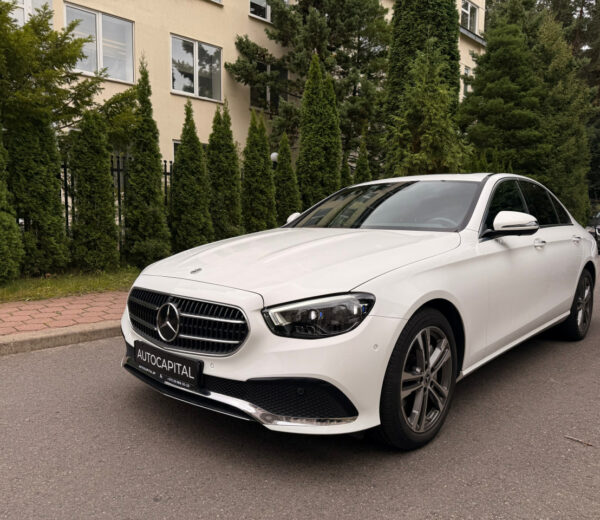 Mercedes-Benz E350 2022